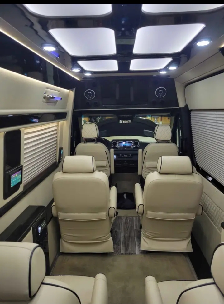 2022 Mercedes Benz Sprinter