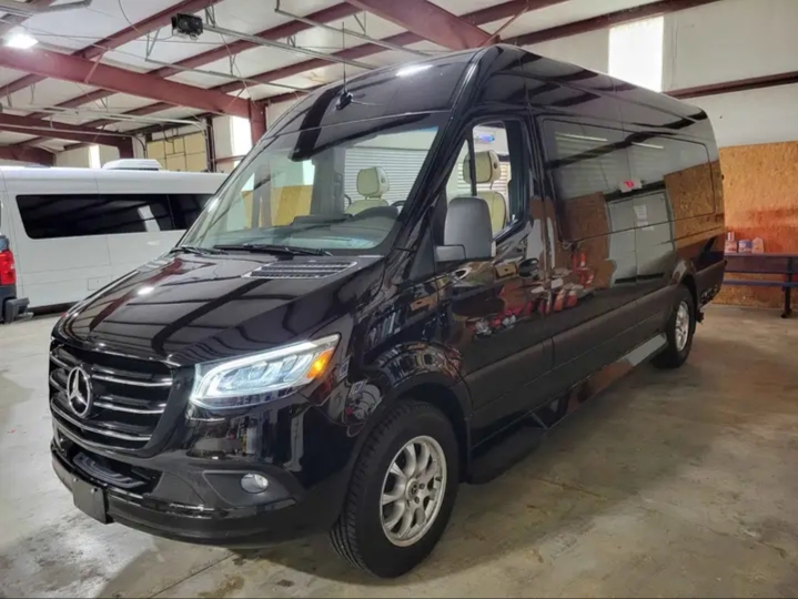 2022 Mercedes Benz Sprinter
