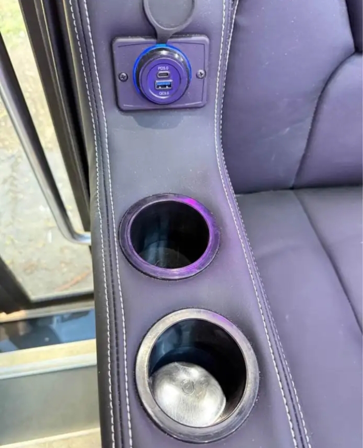 2017 Ford E-350 Party Bus