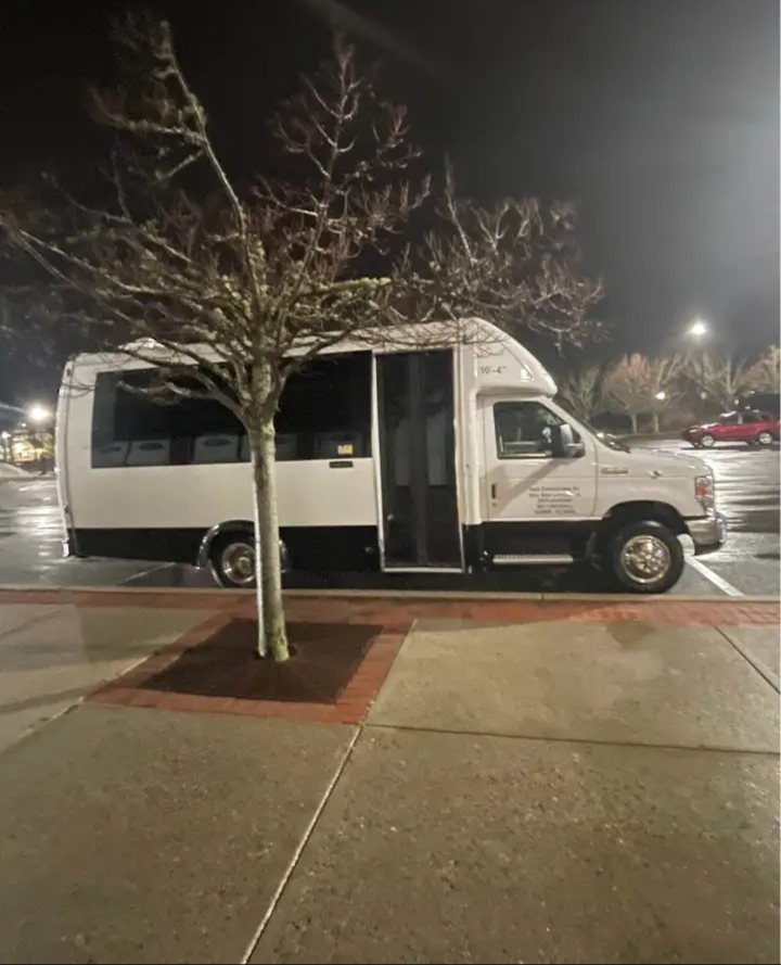 2017 Ford E-350 Party Bus