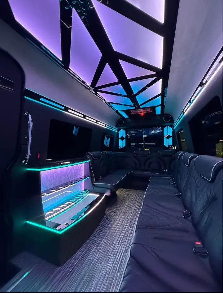 2025 Mercedes Benz Sprinter