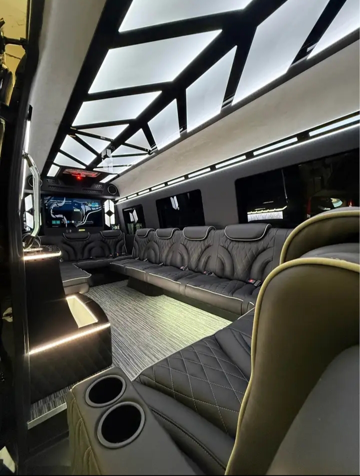 2025 Mercedes Benz Sprinter