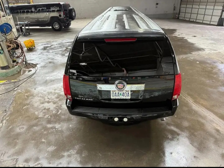 2008 Cadillac Escalade Limousine