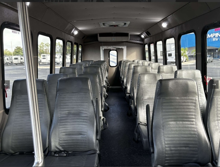 2025 Ford E-450 Shuttle Bus