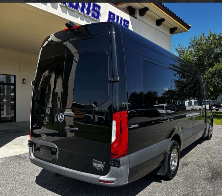 2023 Mercedes Benz Sprinter