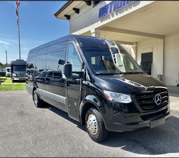 2023 Mercedes Benz Sprinter