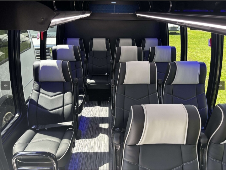 2025 Ford E-350 Van Terra