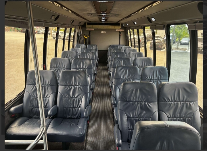 2011 Freightliner M2 Shuttle Bus