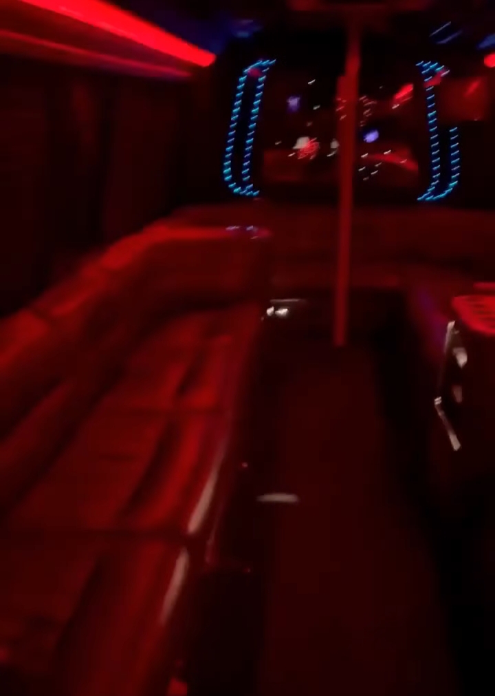 2000 Ford F-550 Party Bus