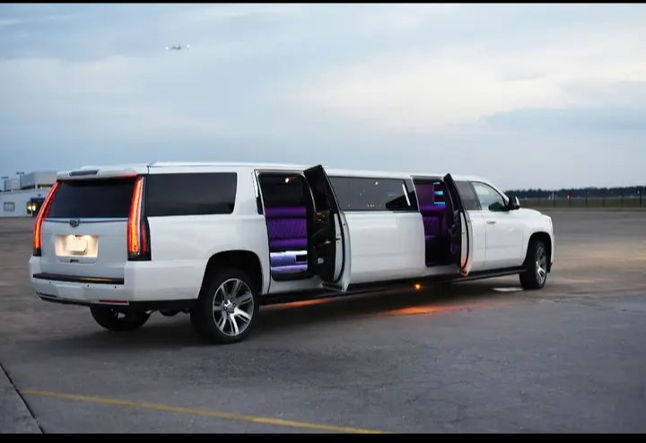 2016 Cadillac Escalade ESV Limousine