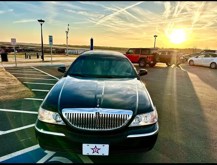 2015 Lincoln Town Car Limousine