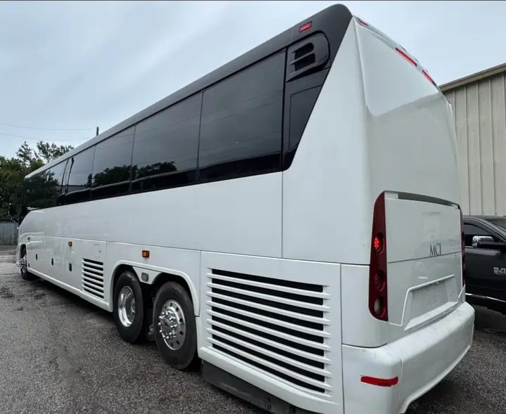 2013 MCI J4500 Motorcoach