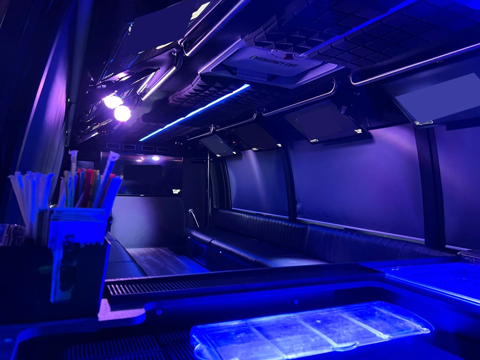 2013 Ford F-550 Party Bus