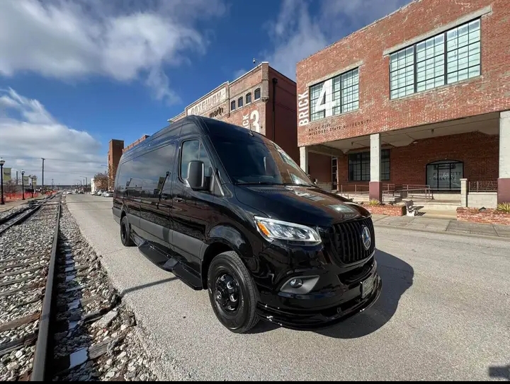 2025 Mercedes Benz Sprinter