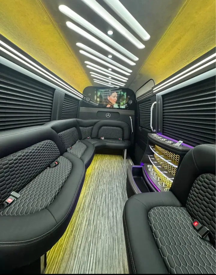 2025 Mercedes Benz Sprinter