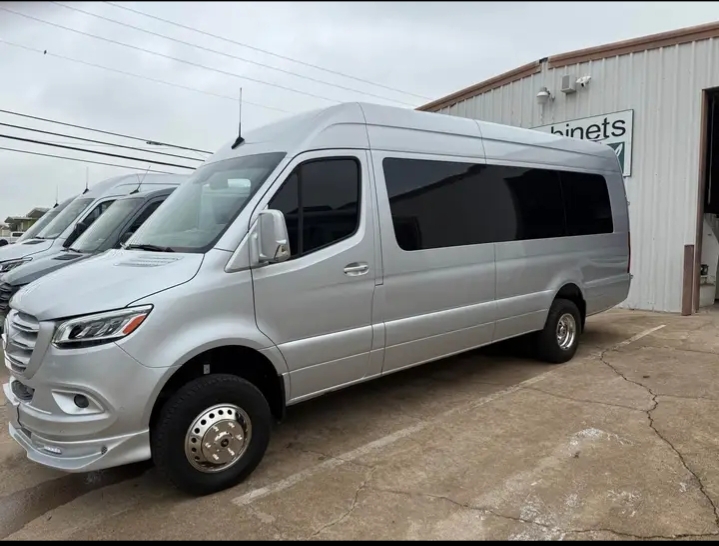 2023 Mercedes Benz Sprinter