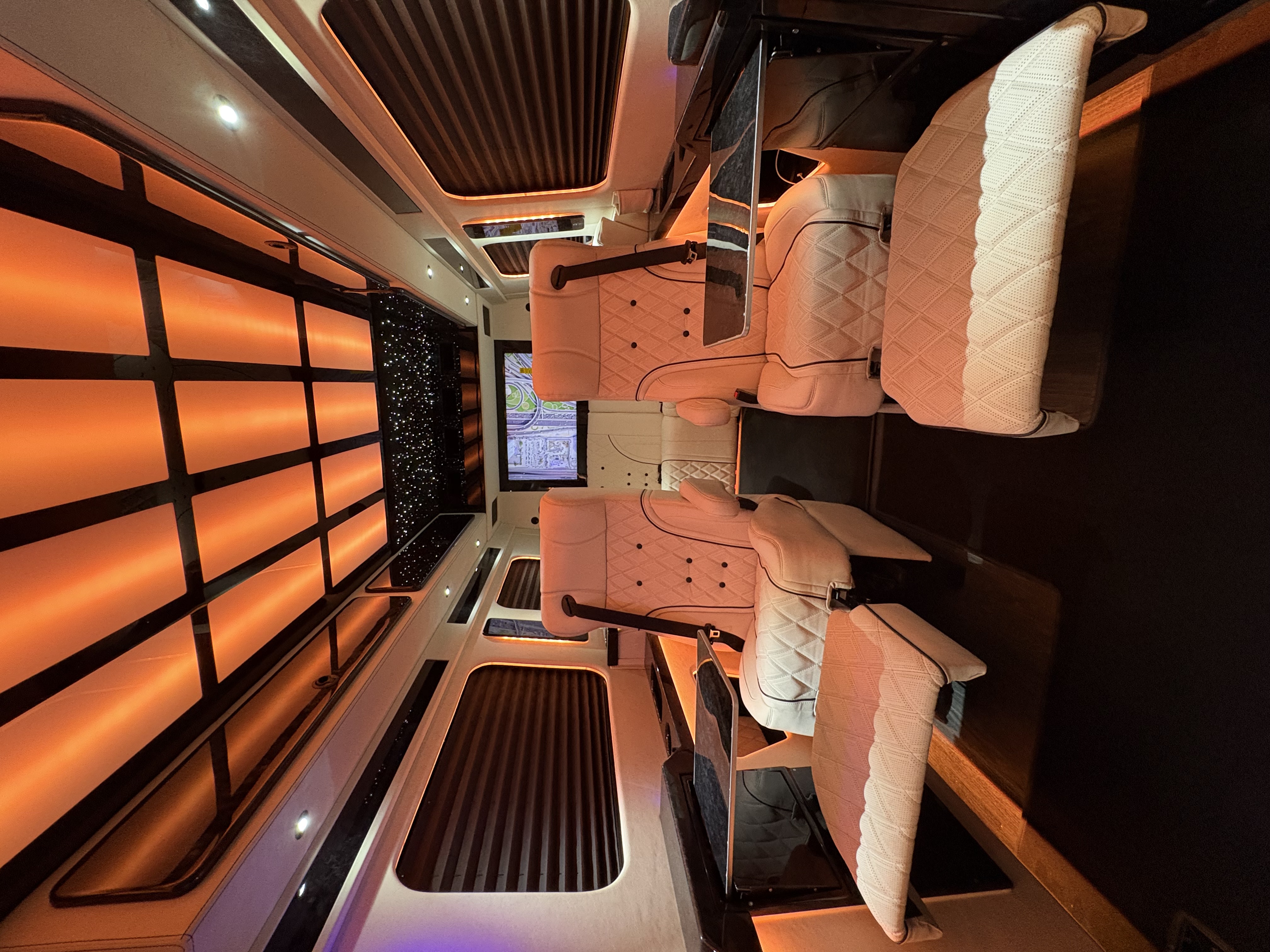 Mercedes-Benz Sprinter 2024