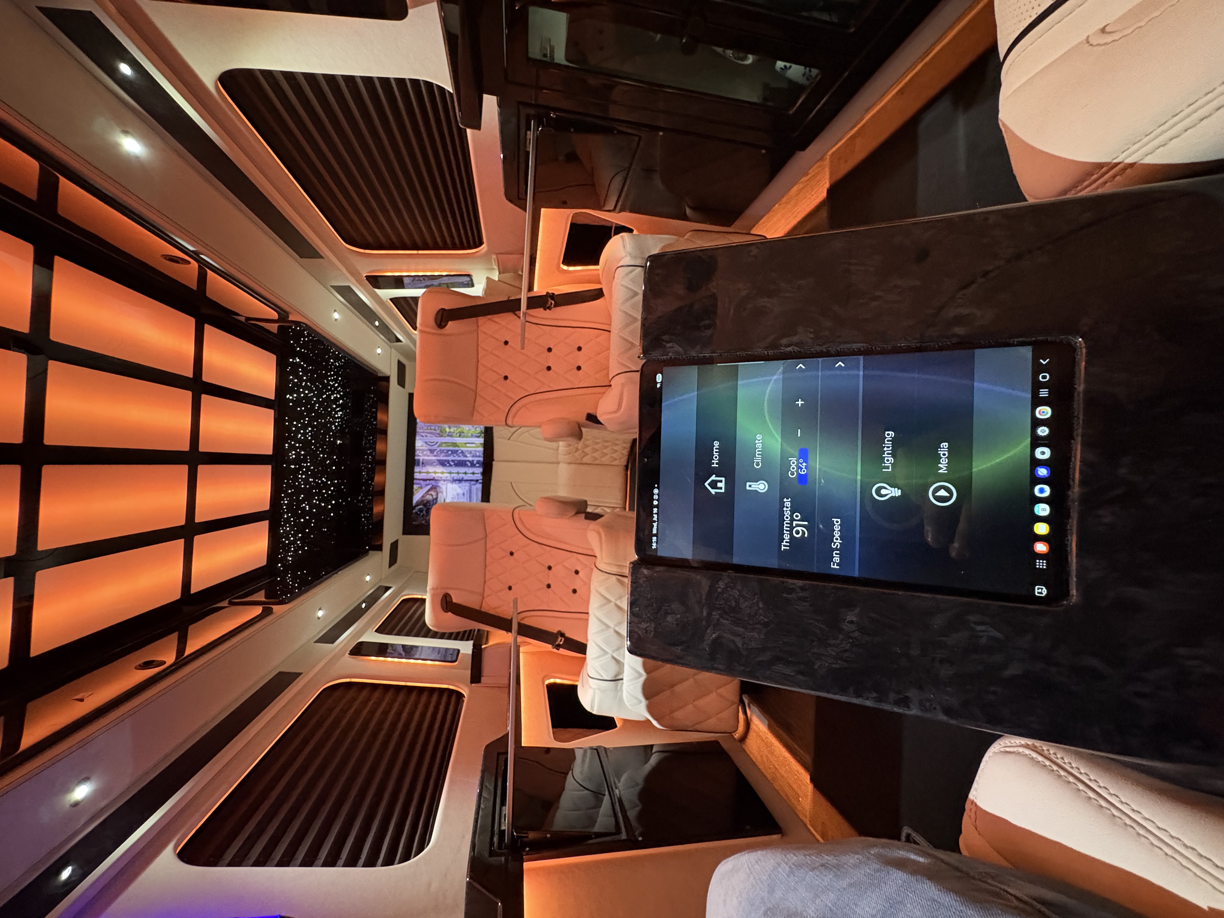 Mercedes-Benz Sprinter 2024