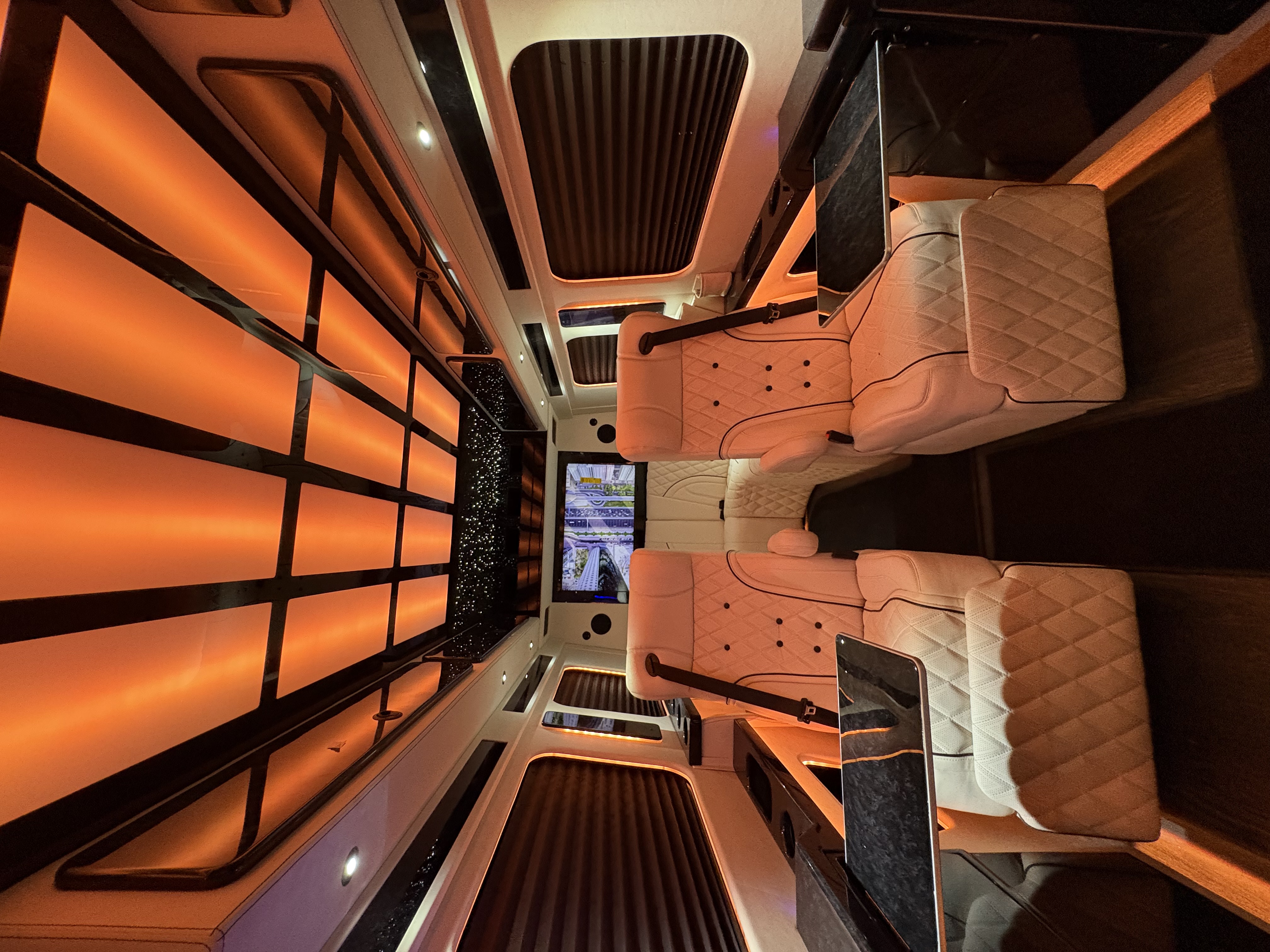 Mercedes-Benz Sprinter 2024
