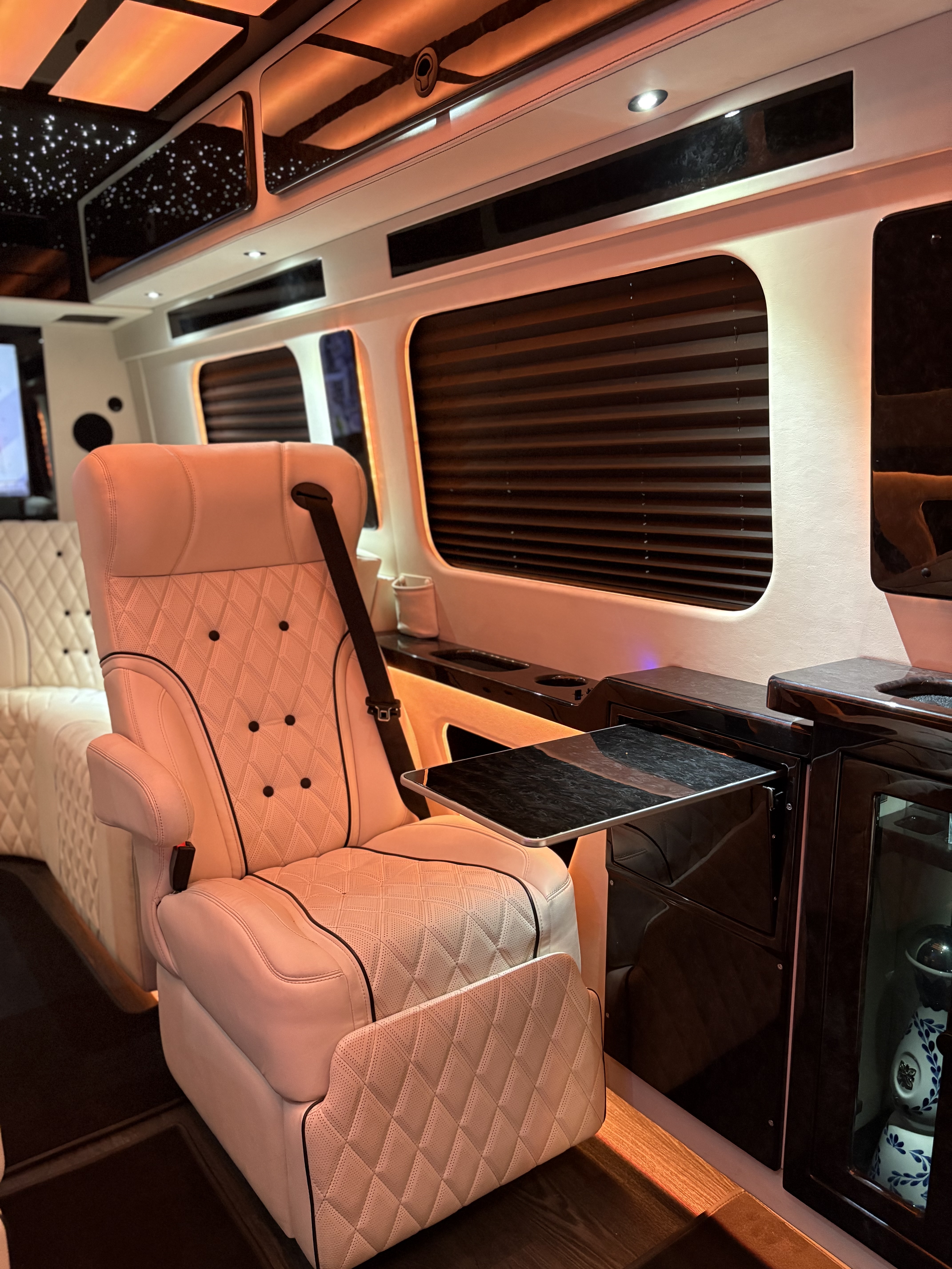 Mercedes-Benz Sprinter 2024