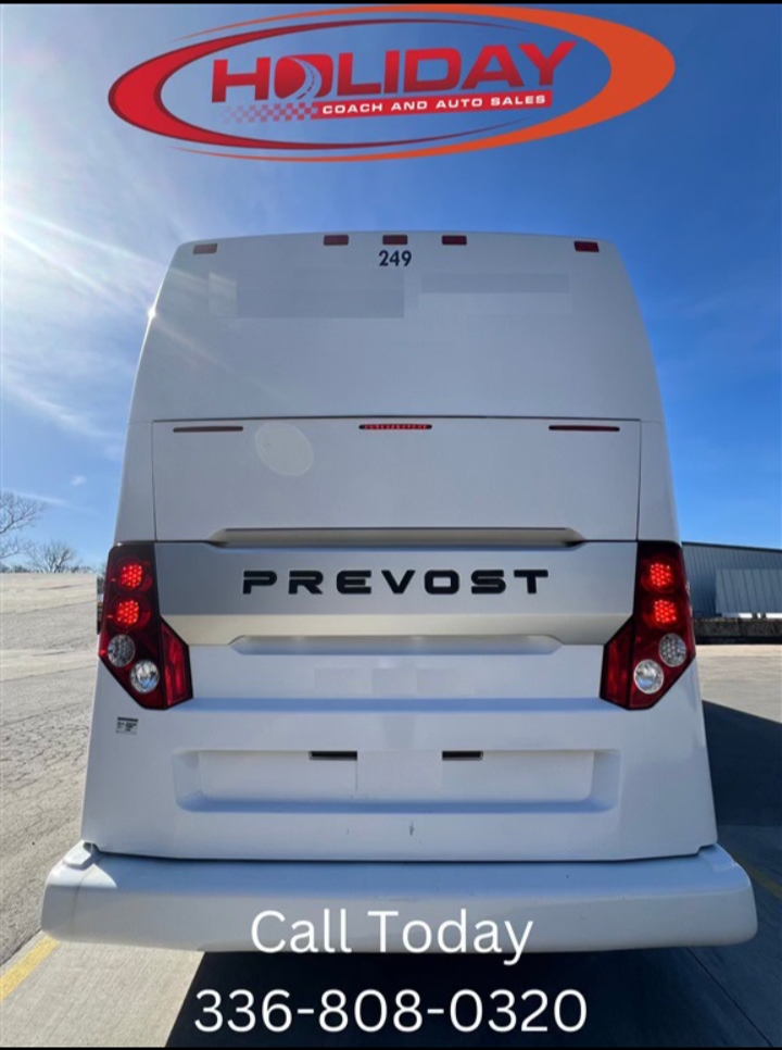 2015 Prevost H3-45 Motorcoach