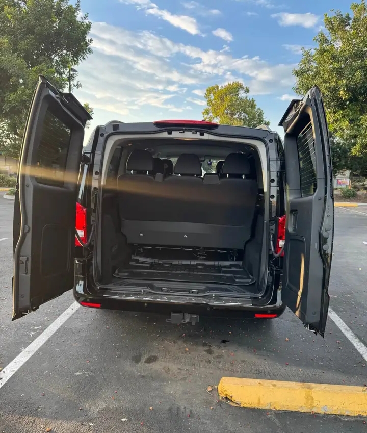 2023 Mercedes Benz Metris