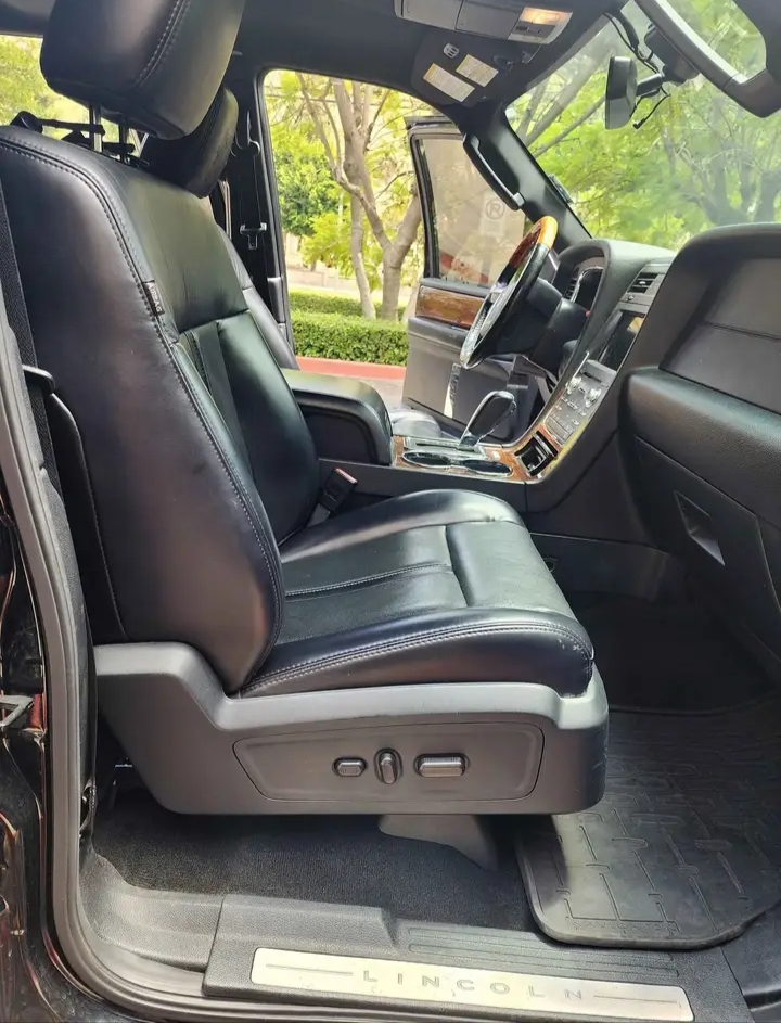 2017 Lincoln Navigator L SUV