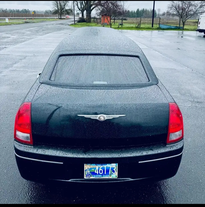 2007 Chrysler 300 Limousine