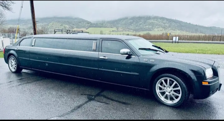 2007 Chrysler 300 Limousine