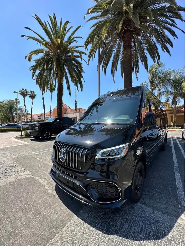 2022 Mercedes Benz Sprinter