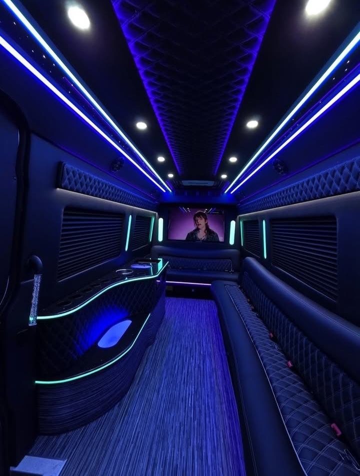 2024 Mercedes Benz Sprinter