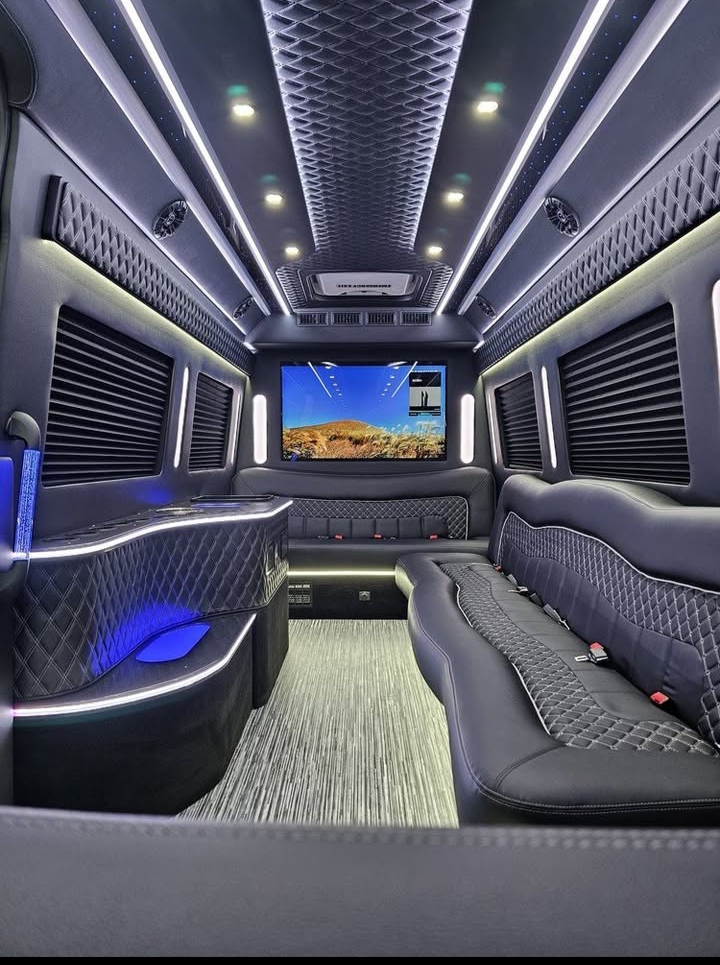 2024 Mercedes Benz Sprinter