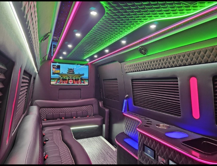 2024 Mercedes Benz Sprinter
