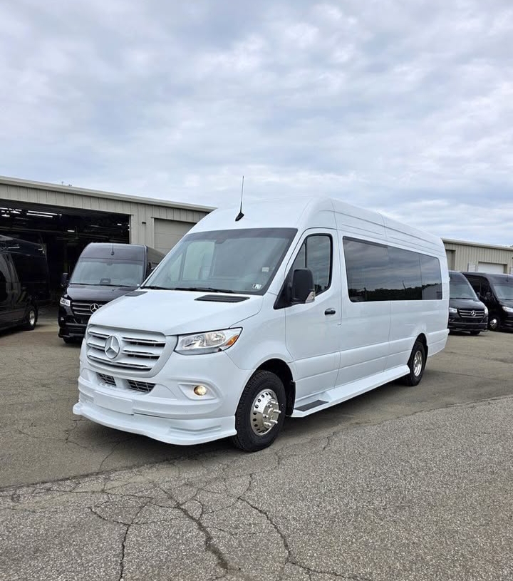 2024 Mercedes Benz Sprinter