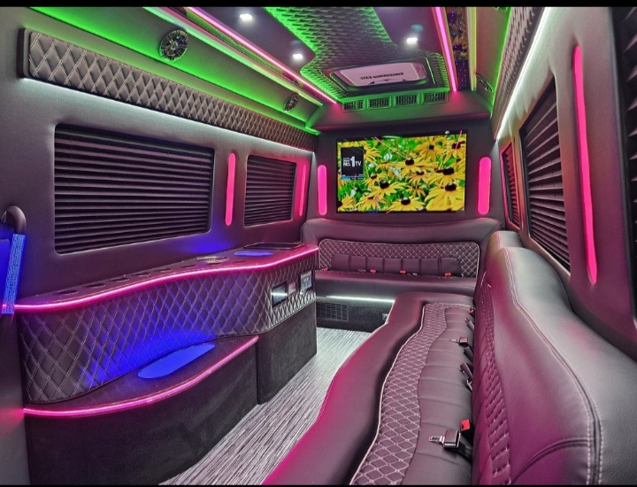 2024 Mercedes Benz Sprinter