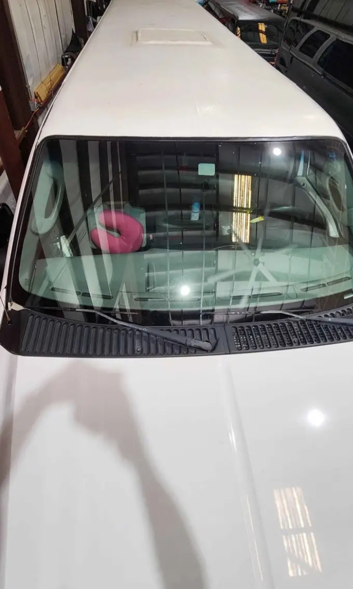 2005 Ford Excursion Limousine