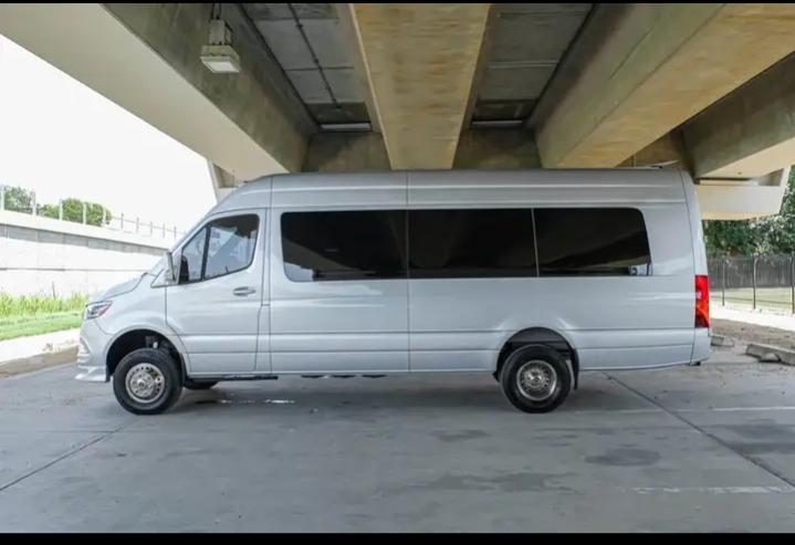 2023 Mercedes Benz Sprinter