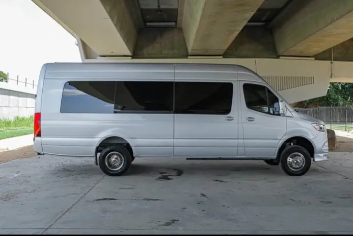 2023 Mercedes Benz Sprinter