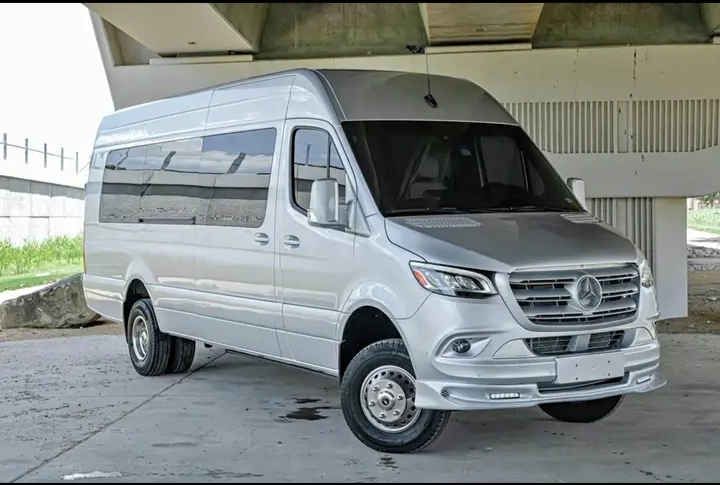 2023 Mercedes Benz Sprinter