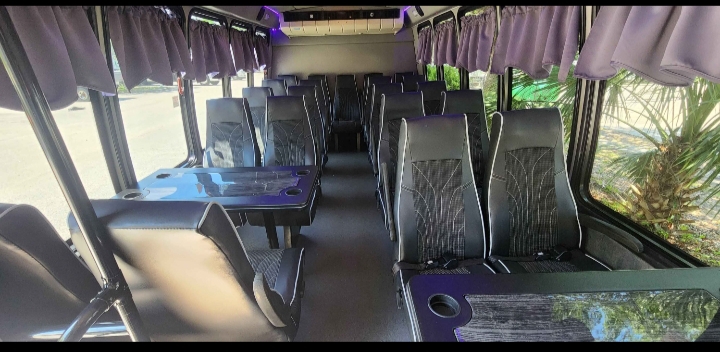 2012 Ford E-450 Shuttle Bus