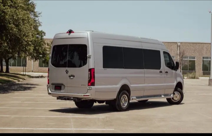 2023 Mercedes Benz Sprinter