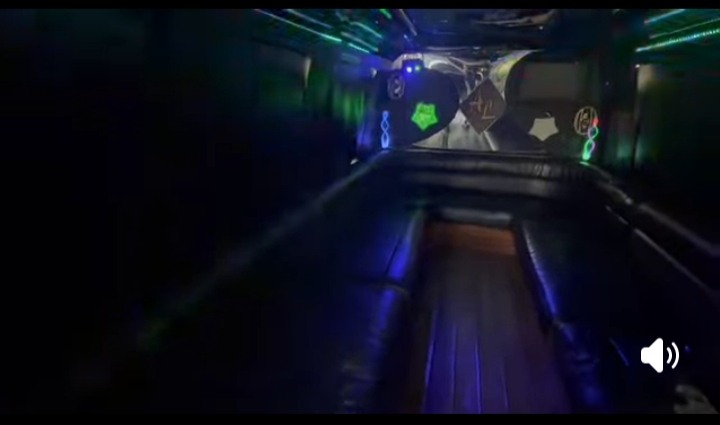 2000 Ford E-350 Limo Bus