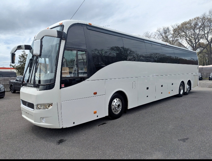 2016 Volvo 9700 Motorcoach