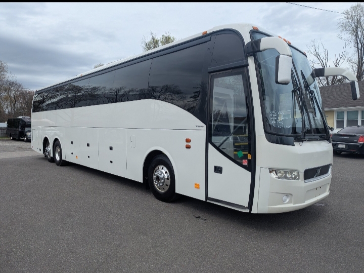 2016 Volvo 9700 Motorcoach