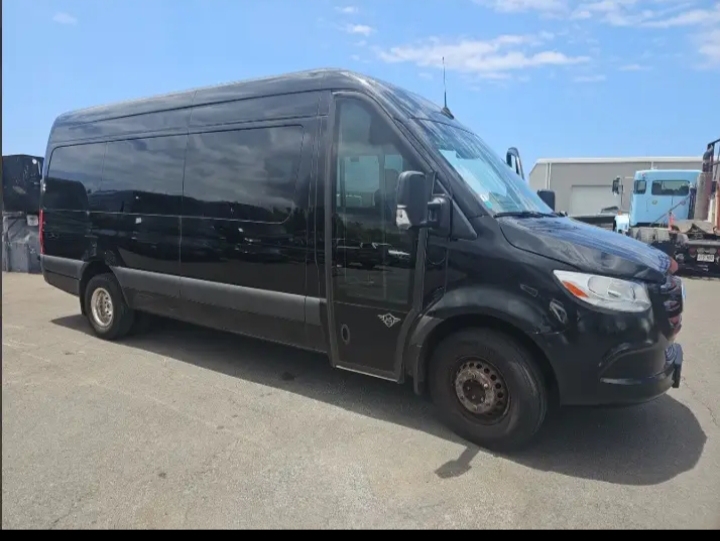 2022 Mercedes Benz Sprinter