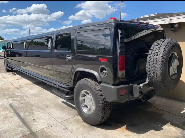 2007 Hummer H2 Limousine