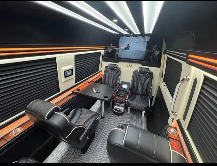 2025 Mercedes Benz Sprinter