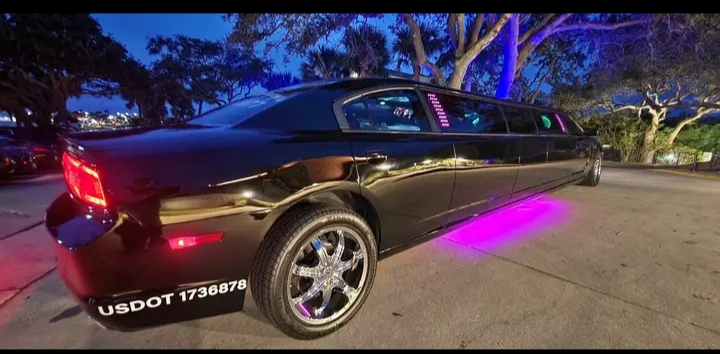 2014 Dodge Charger Limousine