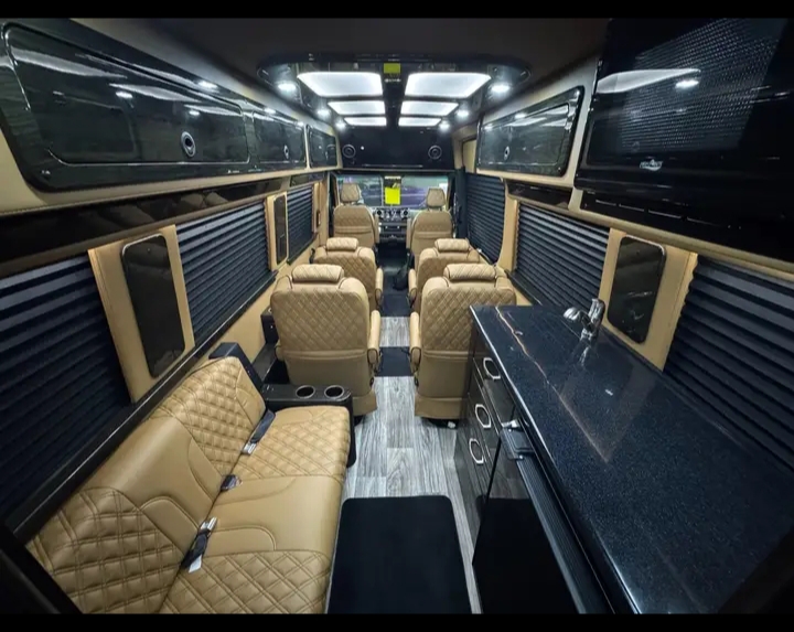 2024 Mercedes Benz Sprinter