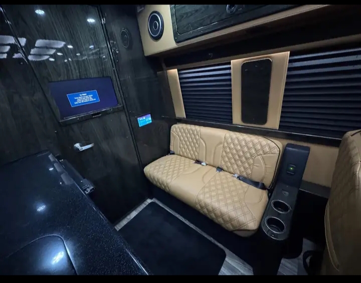 2024 Mercedes Benz Sprinter